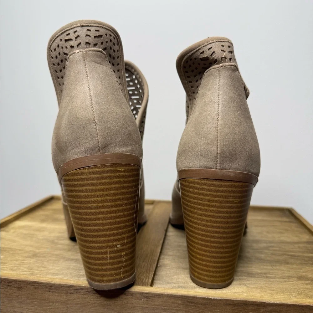 Women's Soda Tan Peep-Toe Ankle Boots